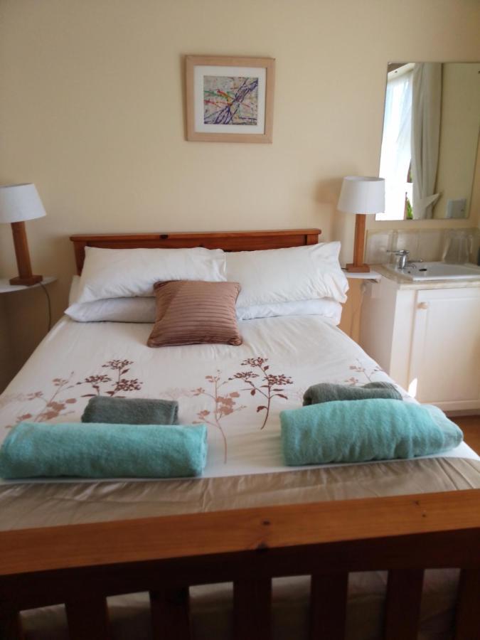 Room In Bungalow - Very Nice View With This Room Sneem Exterior foto