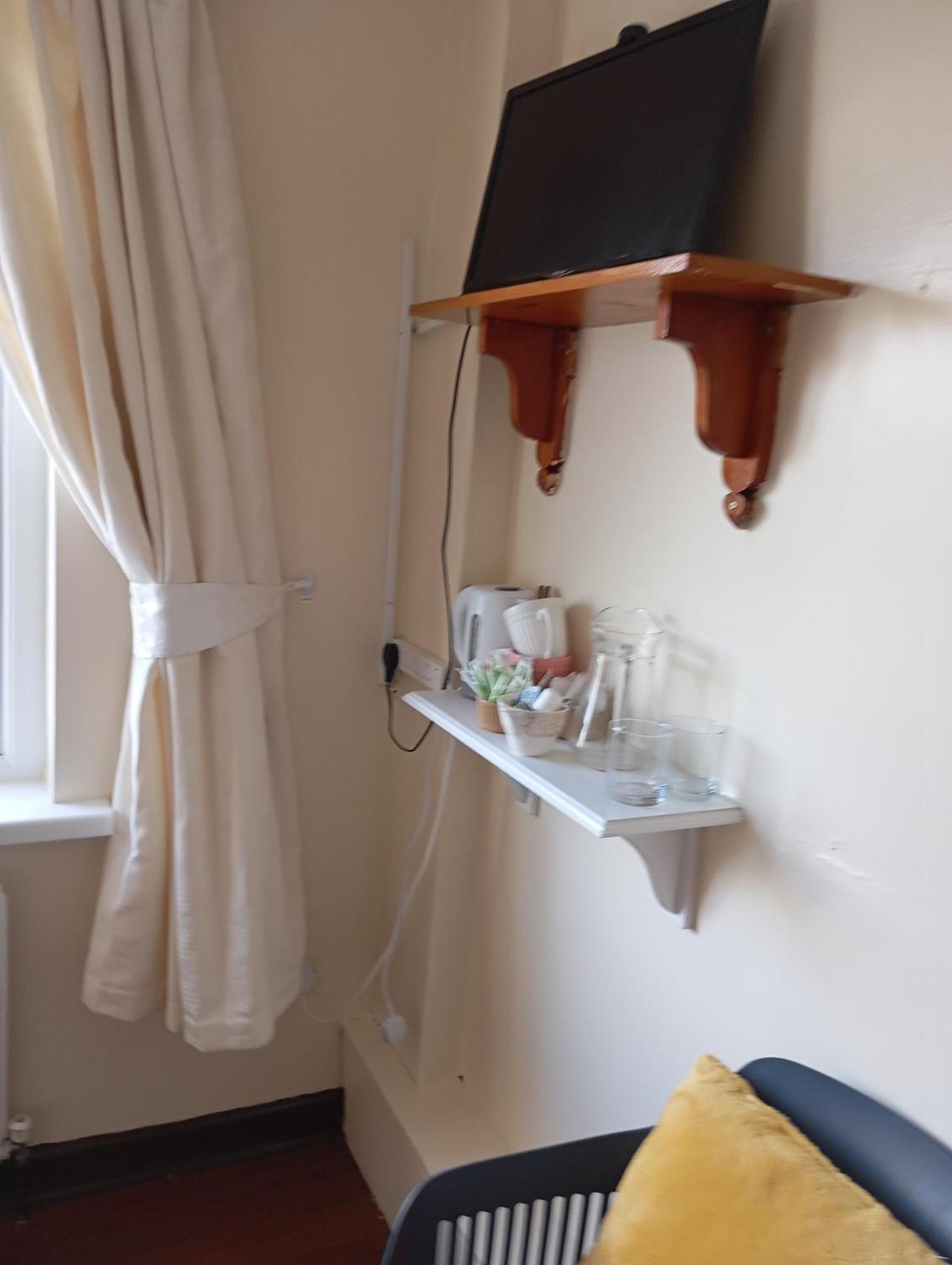Room In Bungalow - Very Nice View With This Room Sneem Exterior foto